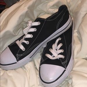 Black Generic Converse